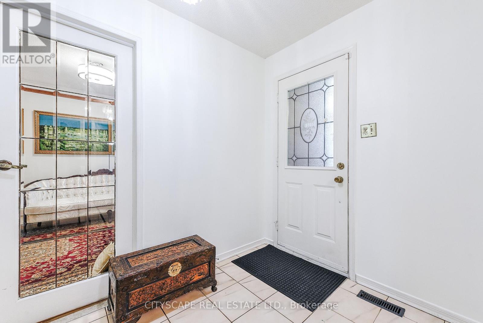 Property at 379 WALLENBERG CRESCENT E image 3