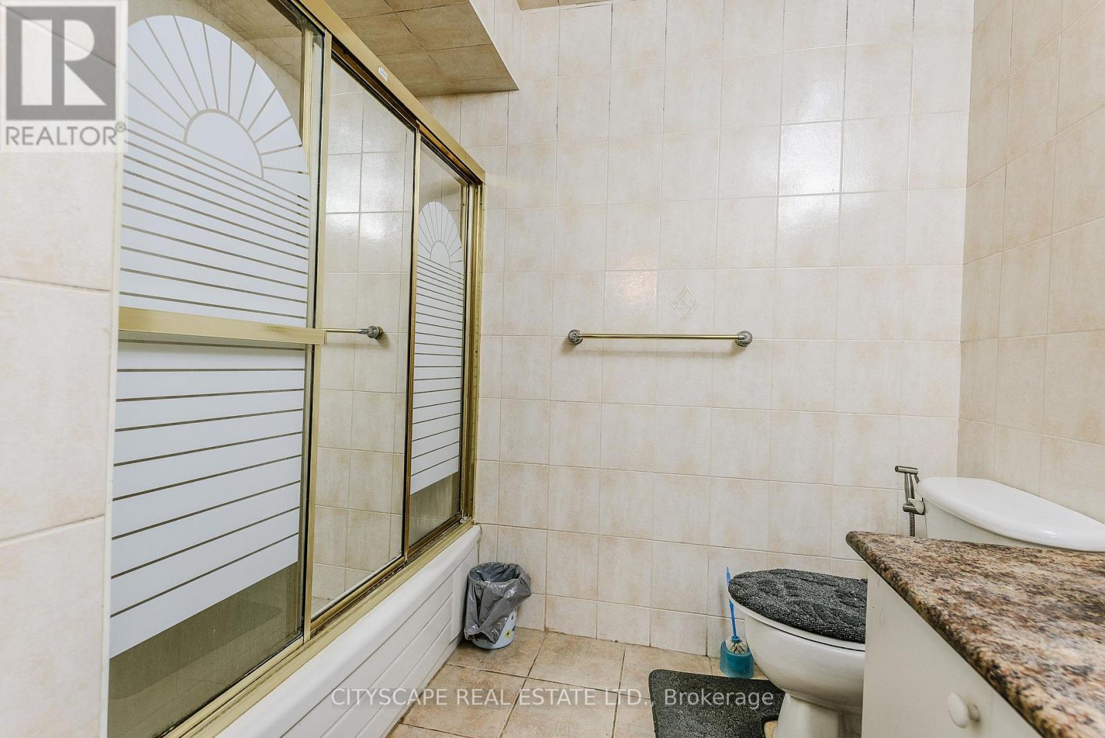 379 Wallenberg Crescent E, Mississauga, Ontario  L5B 3N1 - Photo 32 - W12390135