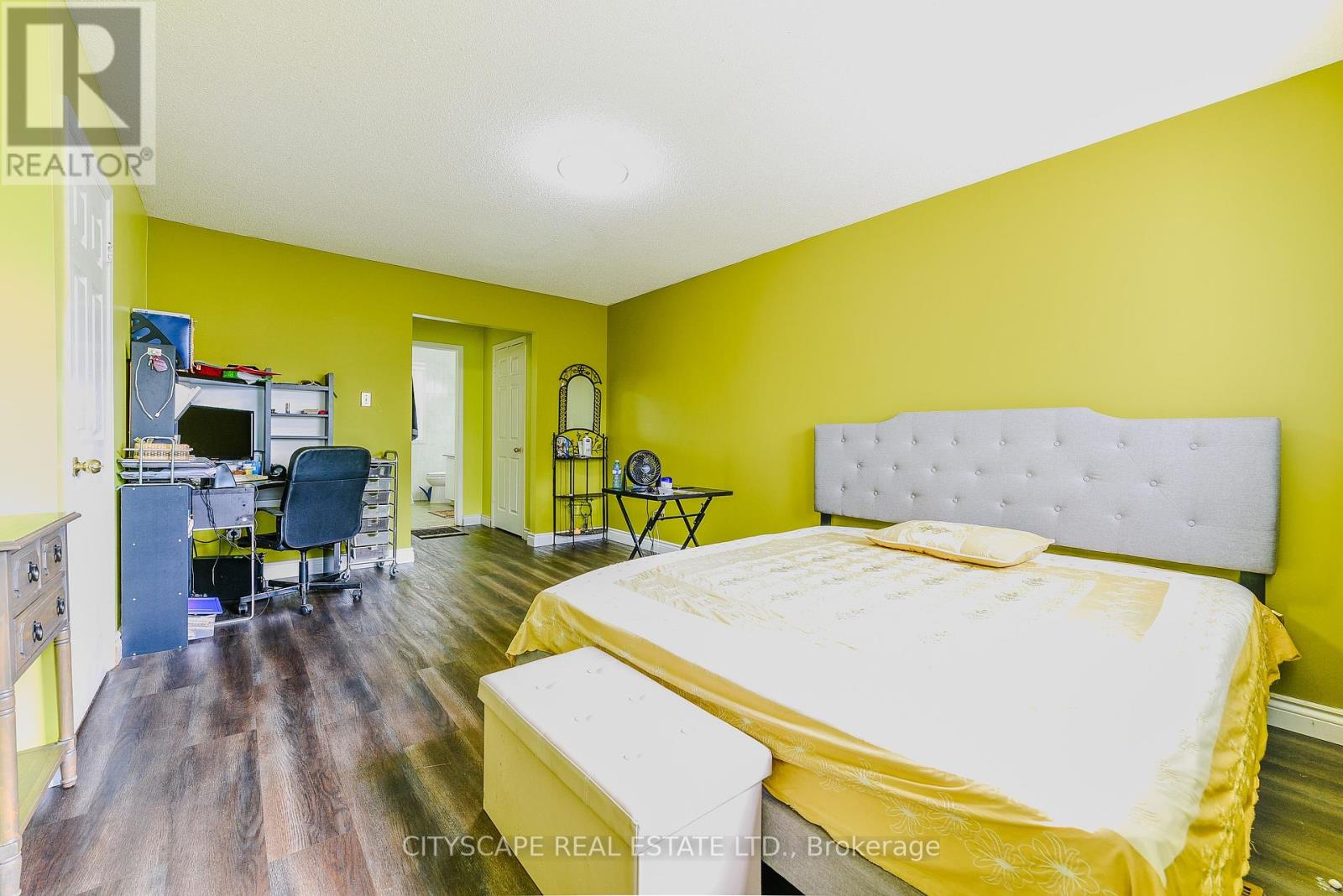 379 Wallenberg Crescent E, Mississauga, Ontario  L5B 3N1 - Photo 34 - W12390135