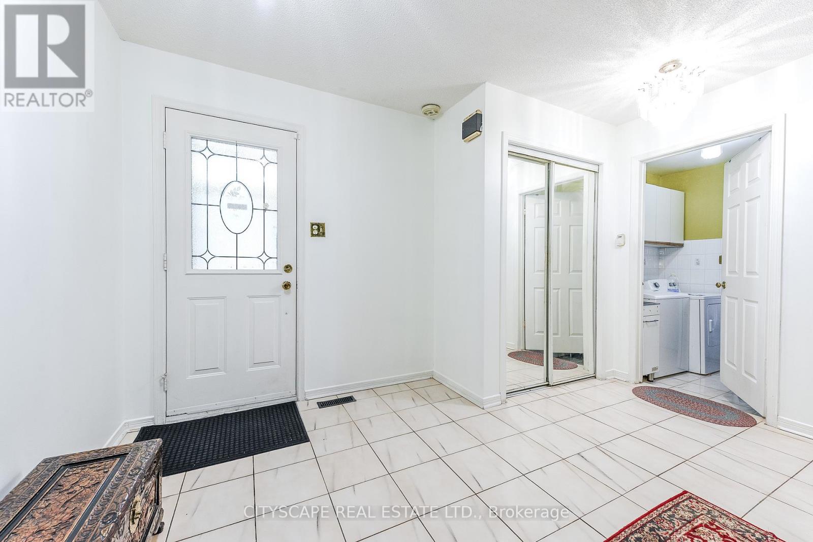 Property at 379 WALLENBERG CRESCENT E image 4
