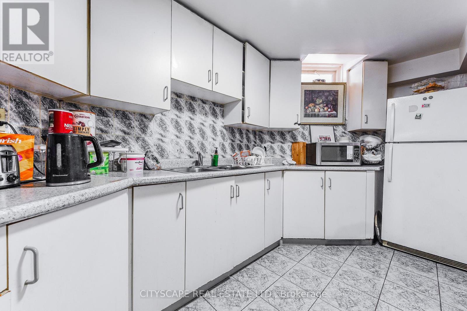 379 Wallenberg Crescent E, Mississauga, Ontario  L5B 3N1 - Photo 41 - W12390135