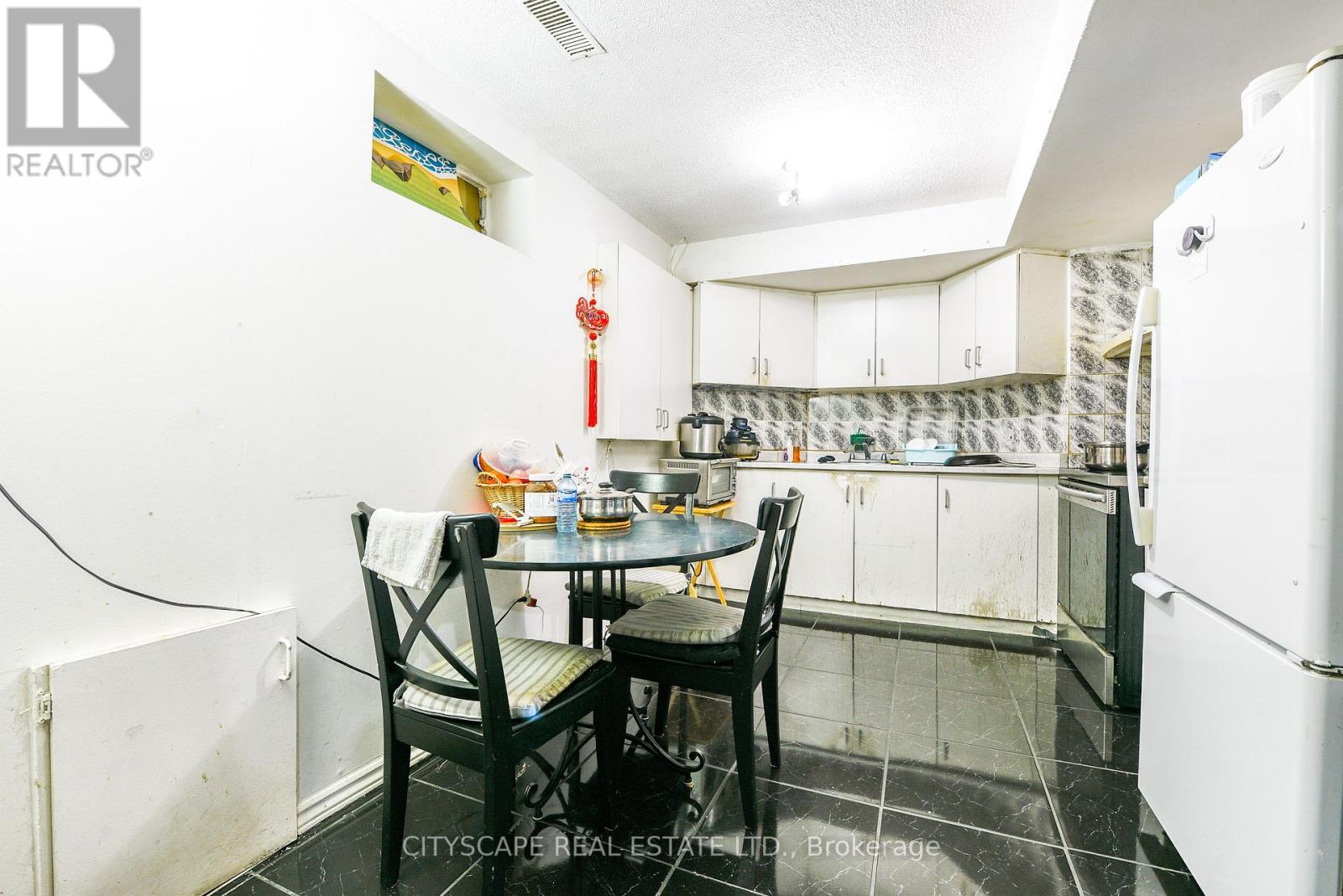 Property at 379 WALLENBERG CRESCENT E image 5