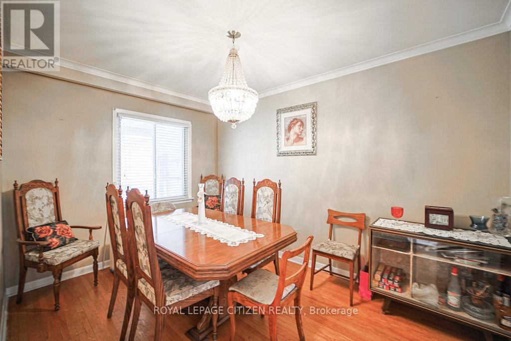 347 Harvie Avenue, Toronto, Ontario  M6E 4L6 - Photo 26 - W12390142