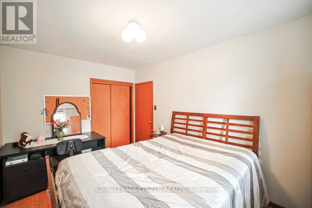 347 Harvie Avenue, Toronto, Ontario  M6E 4L6 - Photo 34 - W12390142