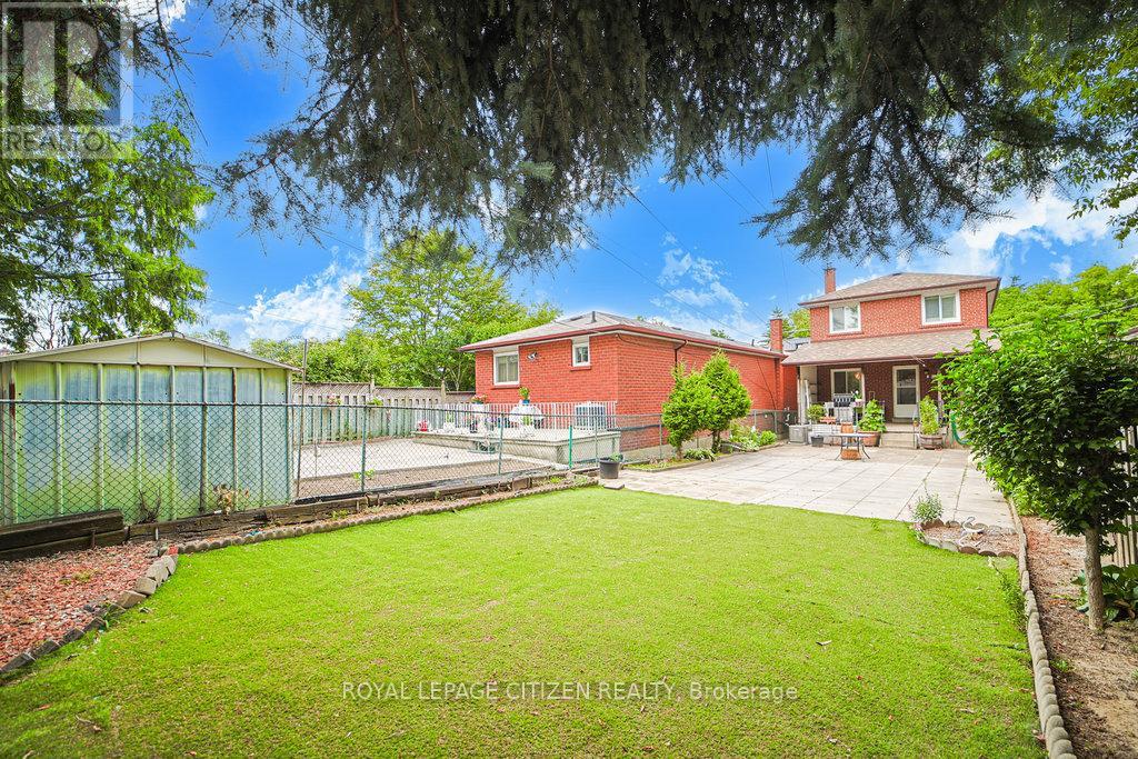 347 Harvie Avenue, Toronto, Ontario  M6E 4L6 - Photo 46 - W12390142