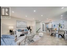 21 Davistow Crescent, Toronto (Mount Olive-Silverstone-Jamestown), Ca
