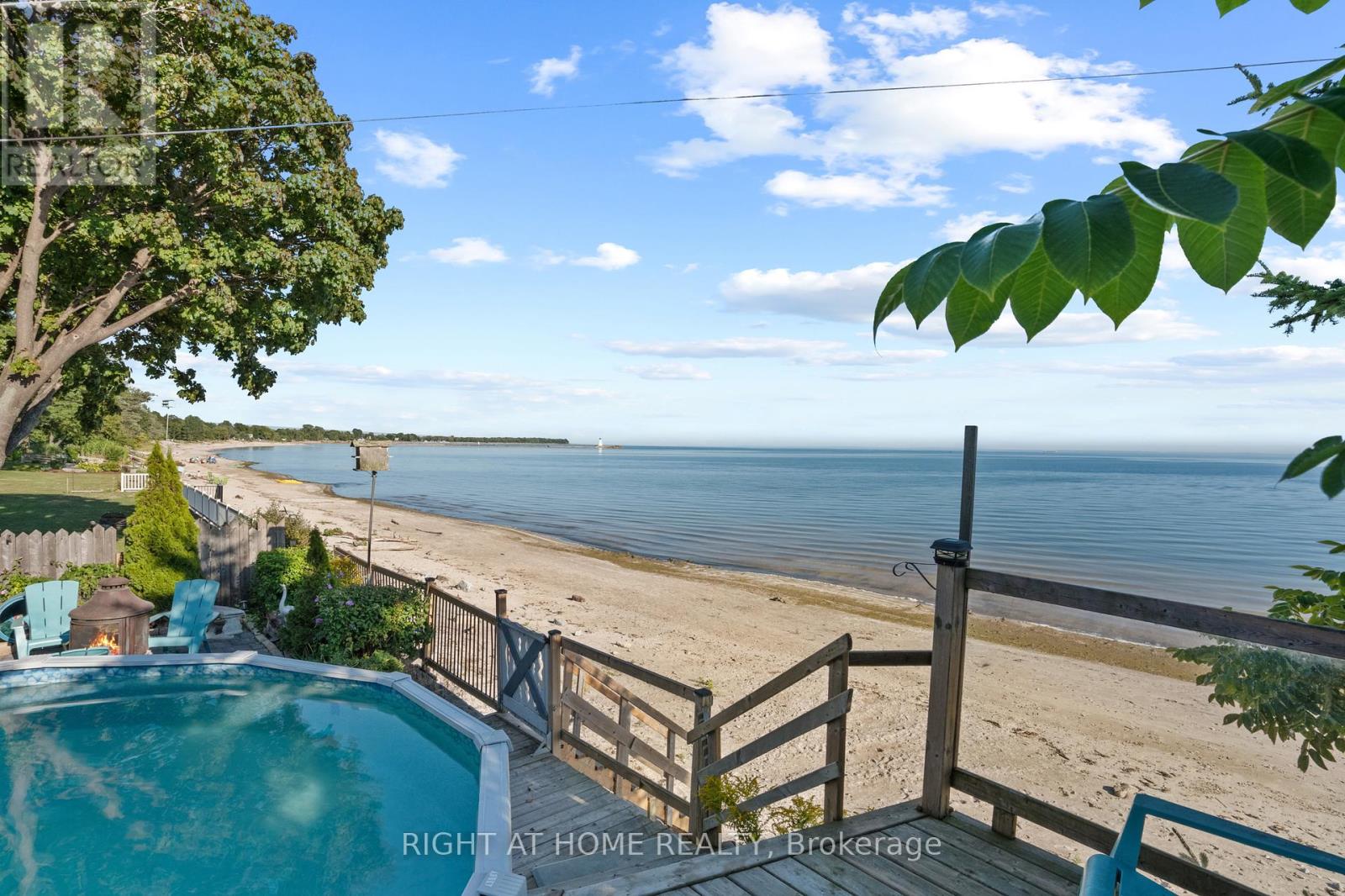 71 Lighthouse Drive, Haldimand, Ontario  N1A 2W6 - Photo 32 - X12390125