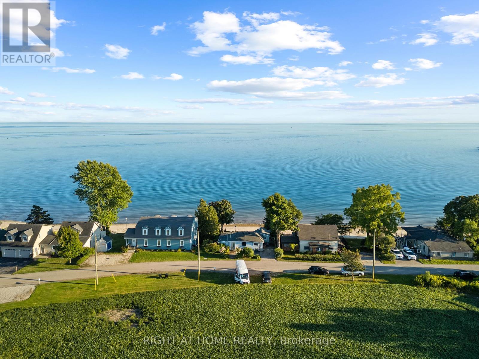 71 Lighthouse Drive, Haldimand, Ontario  N1A 2W6 - Photo 35 - X12390125