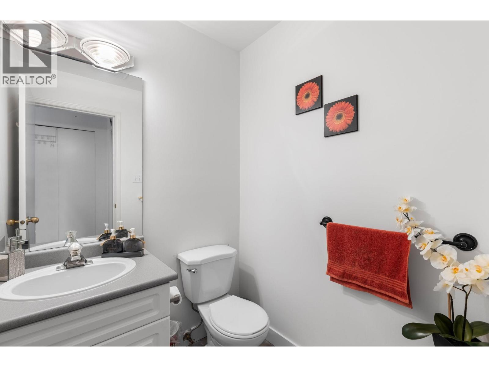 7 7901 13th Avenue, Burnaby, British Columbia  V3N 2E8 - Photo 17 - R3045223