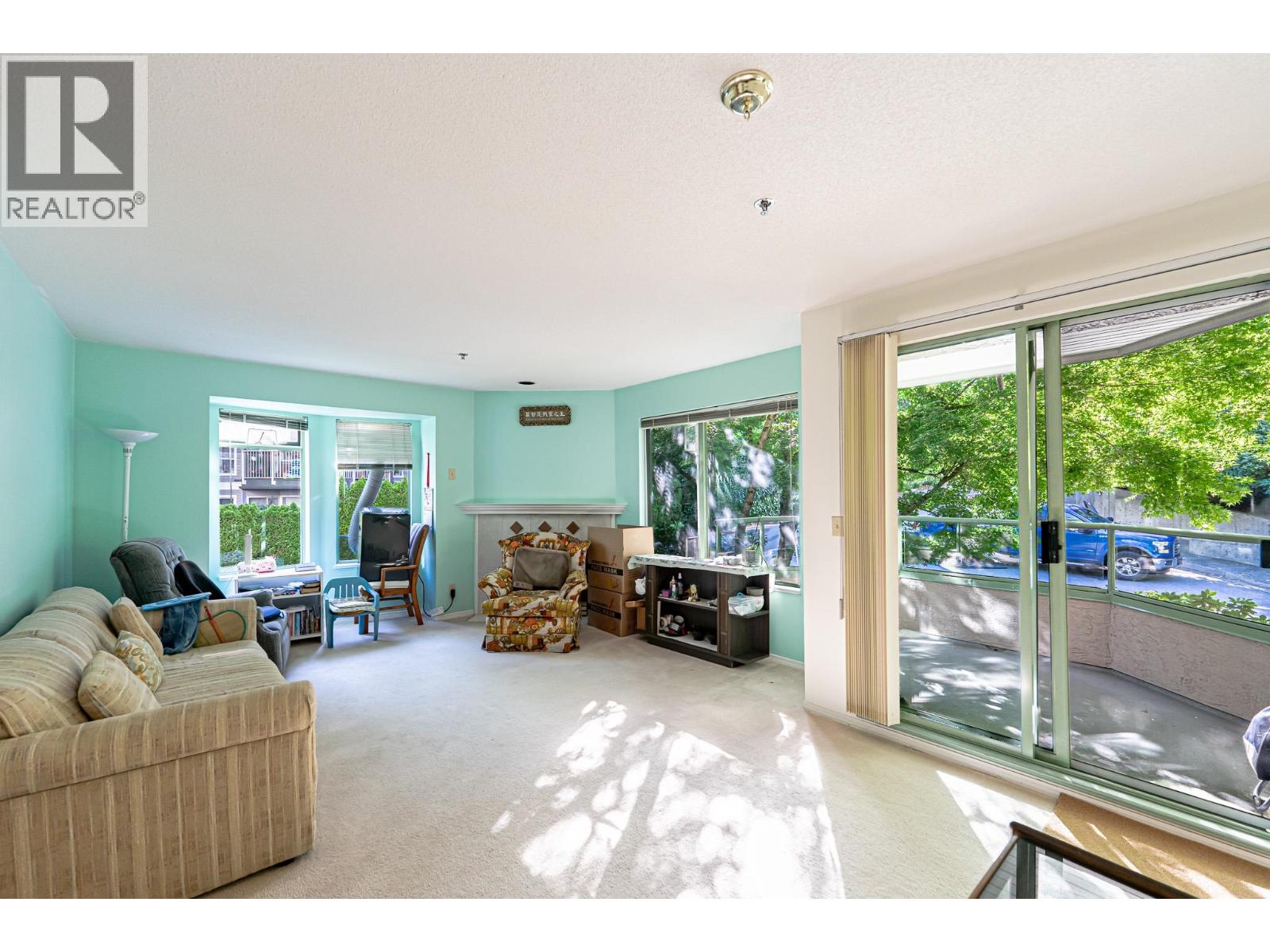 310 6737 Station Hill Court, Burnaby, British Columbia  V3N 4V2 - Photo 3 - R3045255