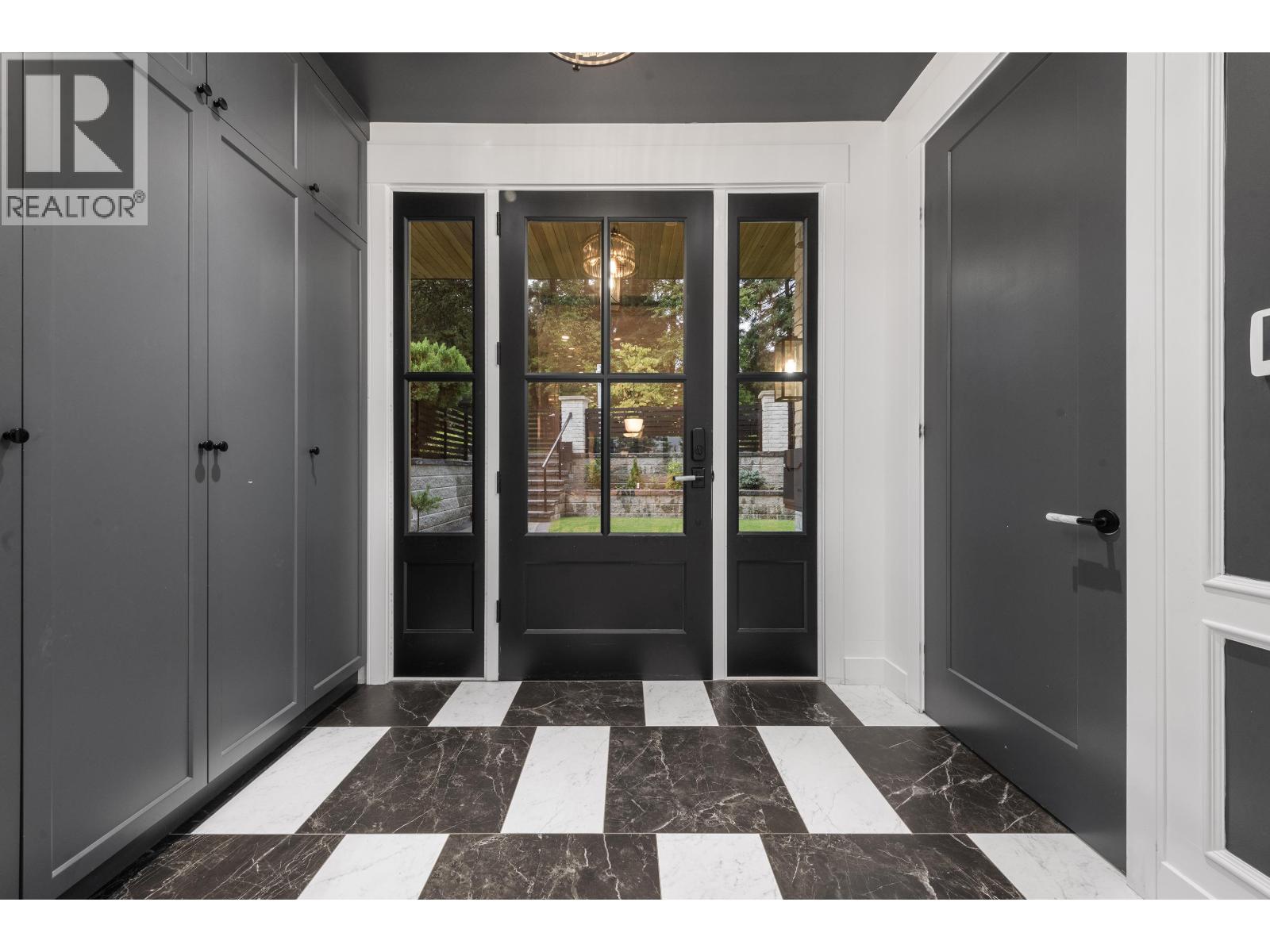 Property at 2173 VANNESS AVENUE image 5