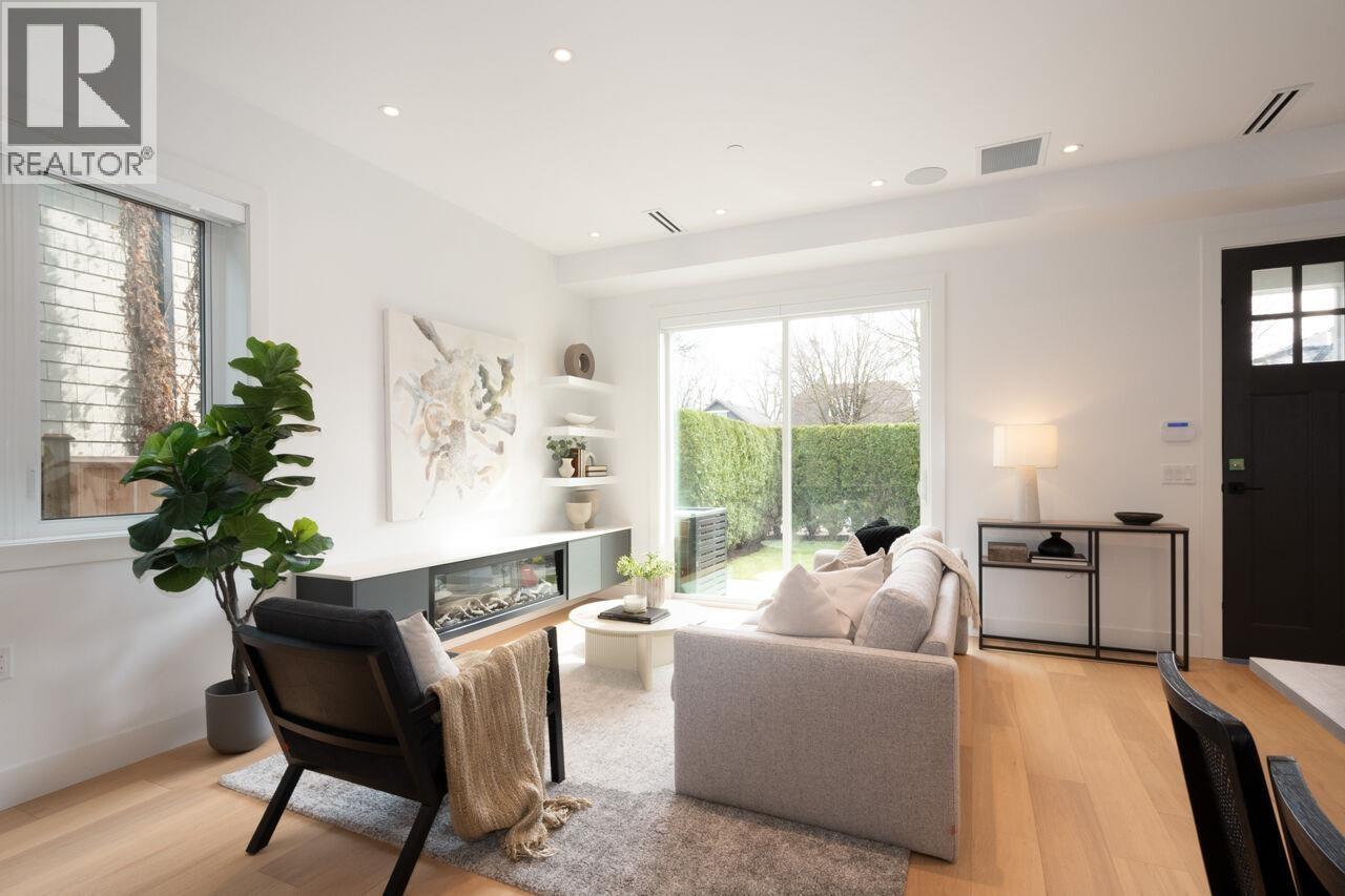 2725 Mcgill Street, Vancouver, British Columbia  V5K 1H4 - Photo 5 - R3045301