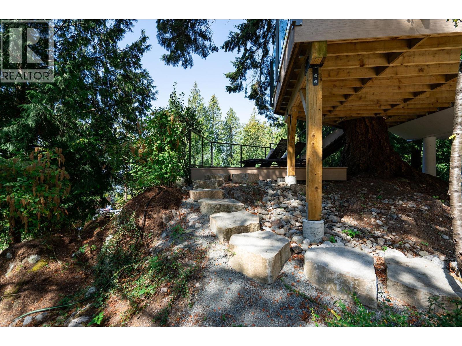 5061 Bear Lane, West Vancouver, British Columbia  V7W 1L2 - Photo 31 - R3045242