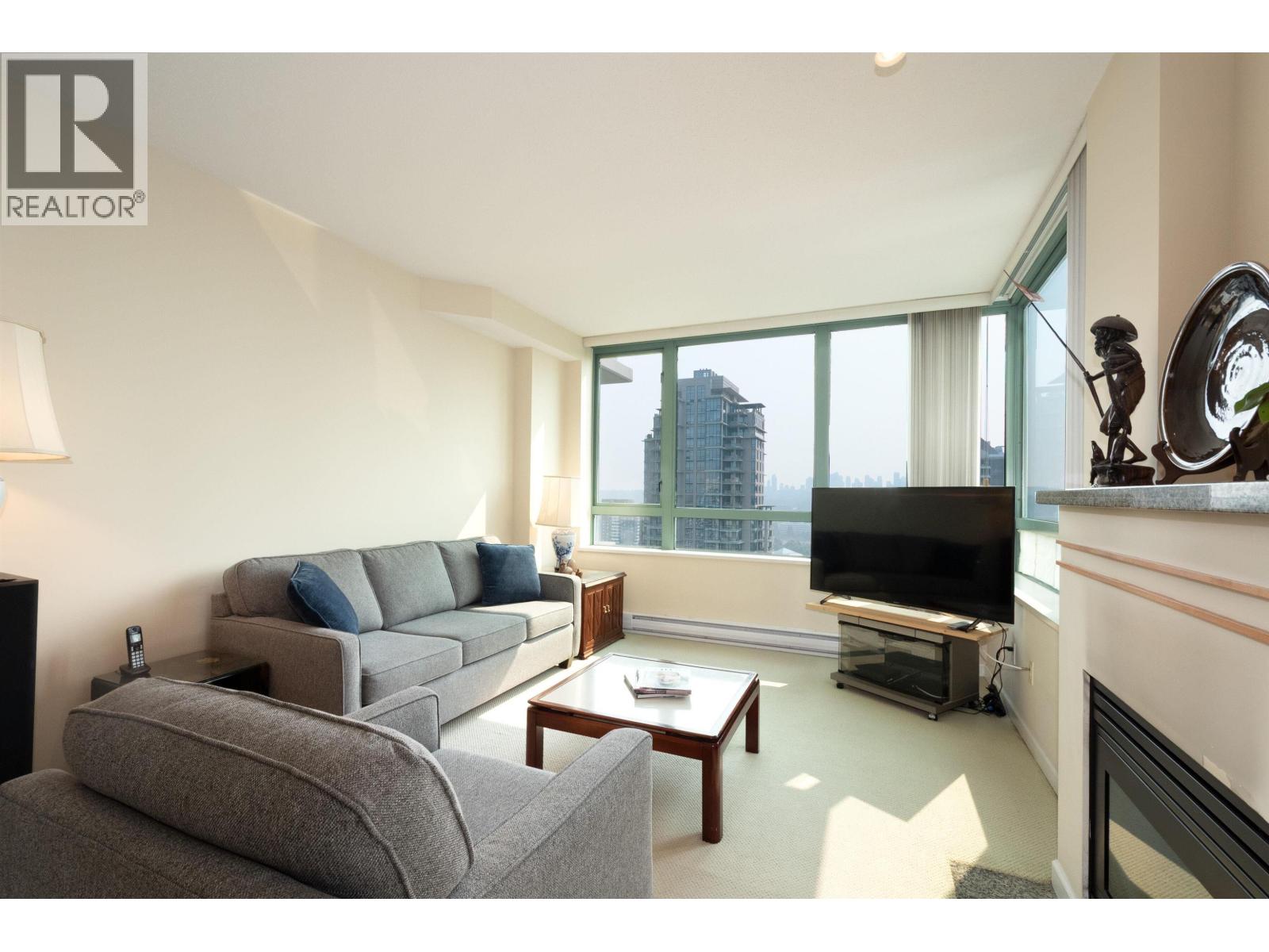 2402 4398 Buchanan Street, Burnaby, British Columbia  V5C 6R7 - Photo 3 - R3045195
