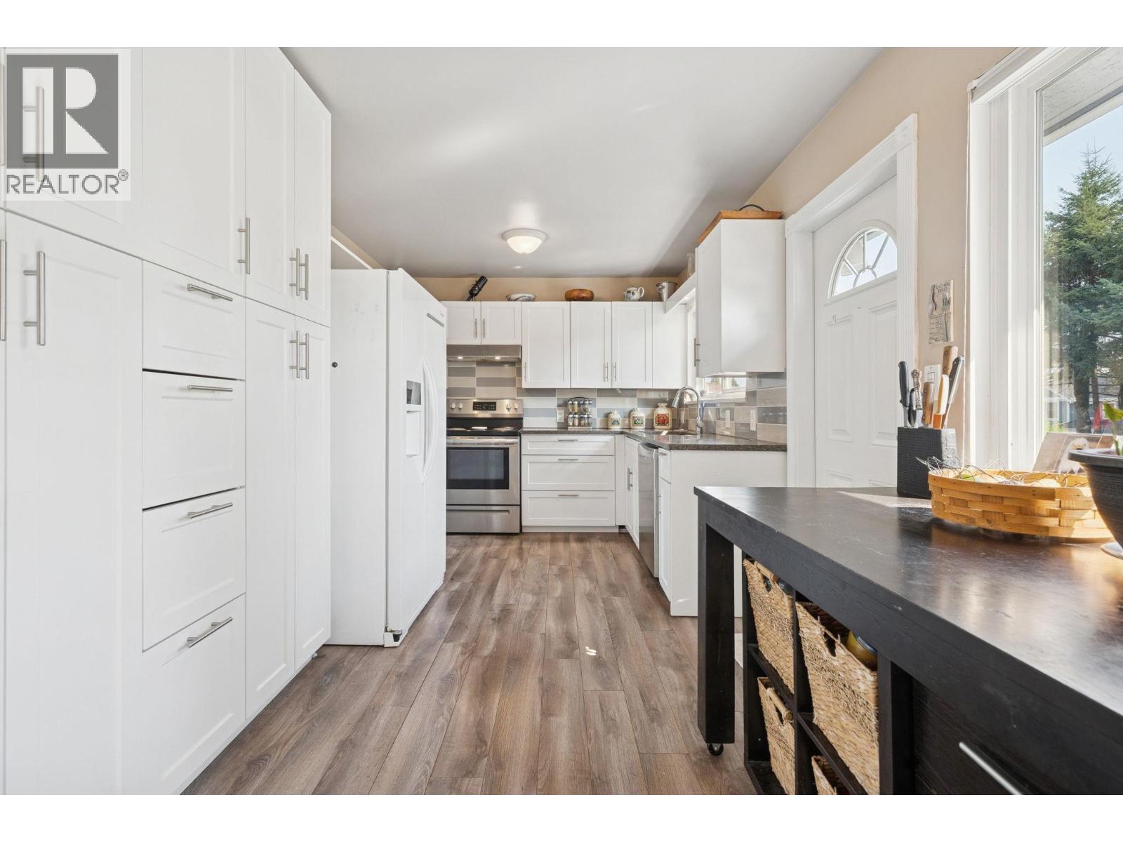 1610 Smith Avenue, Coquitlam, British Columbia  V3J 2Y3 - Photo 6 - R3045197