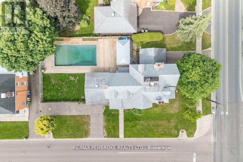 502 Mary Street, Pembroke, Ontario  K8A 5X1 - Photo 43 - X12372734