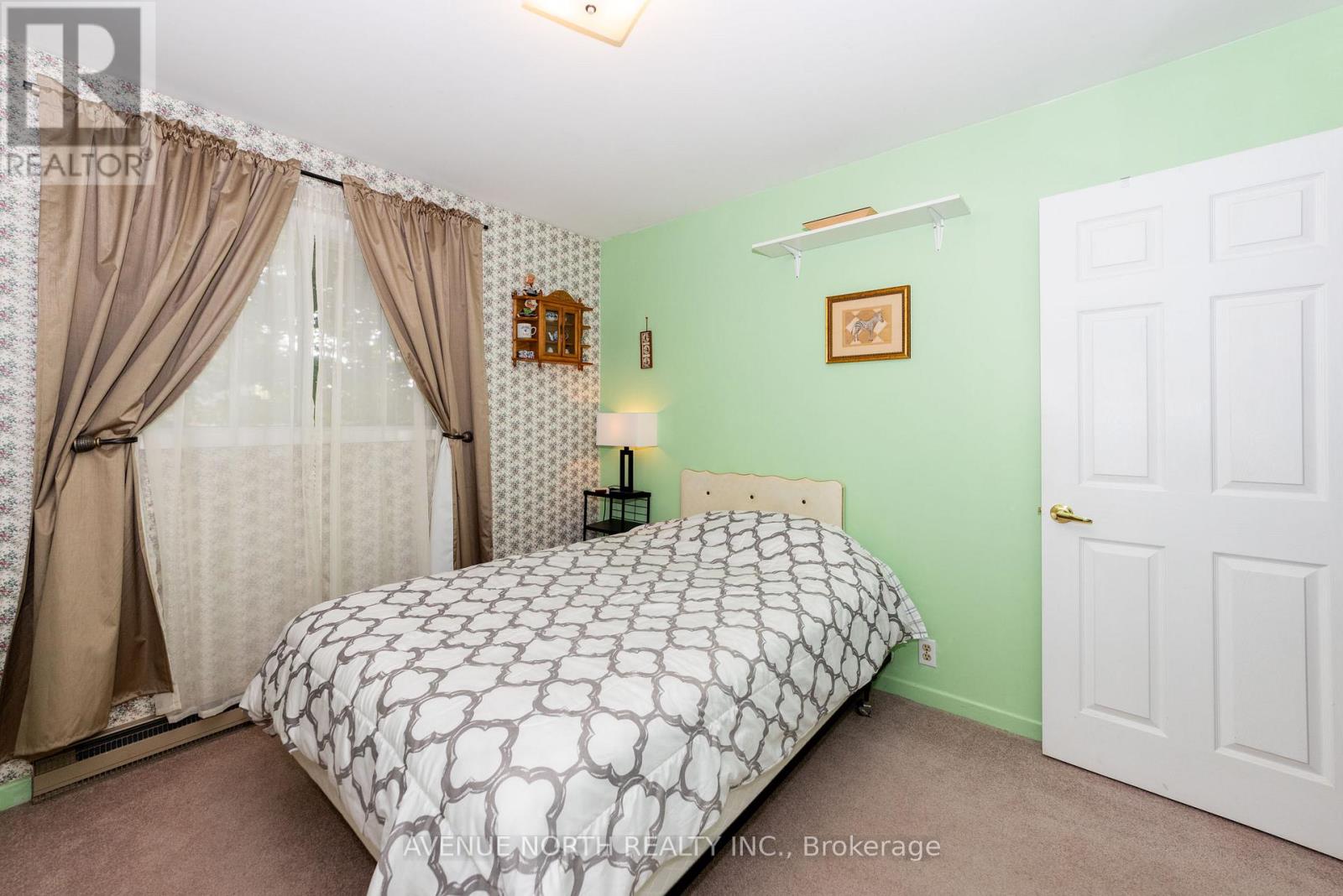 832 Notre Dame Street, Russell, Ontario  K0A 1W1 - Photo 16 - X12390208