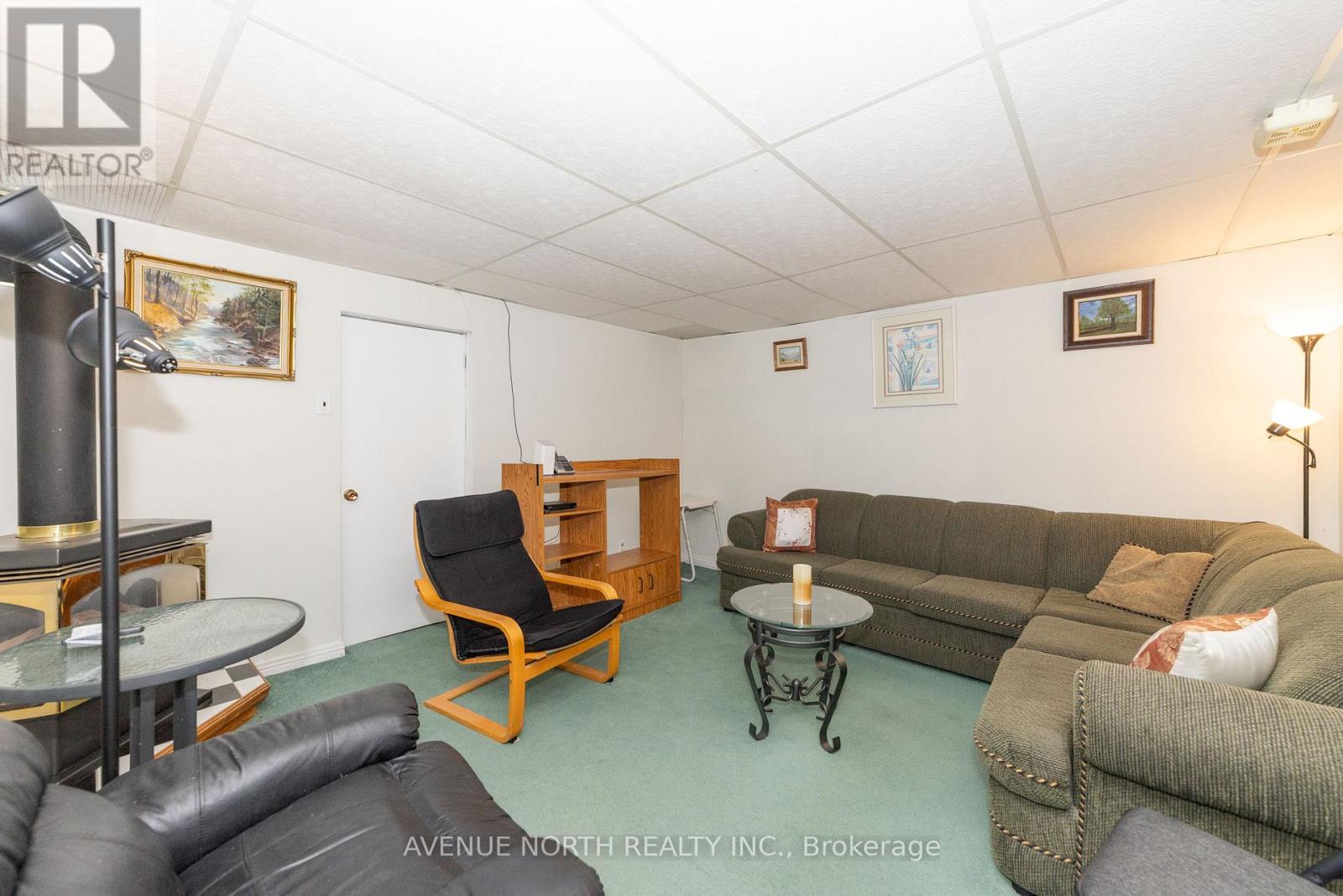 832 Notre Dame Street, Russell, Ontario  K0A 1W1 - Photo 22 - X12390208