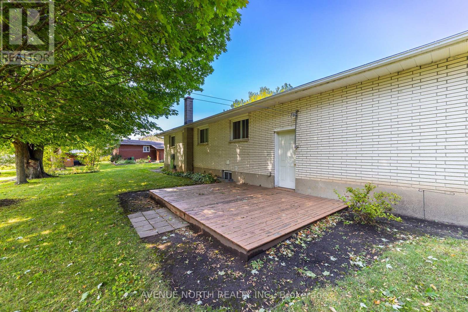 832 Notre Dame Street, Russell, Ontario  K0A 1W1 - Photo 30 - X12390208