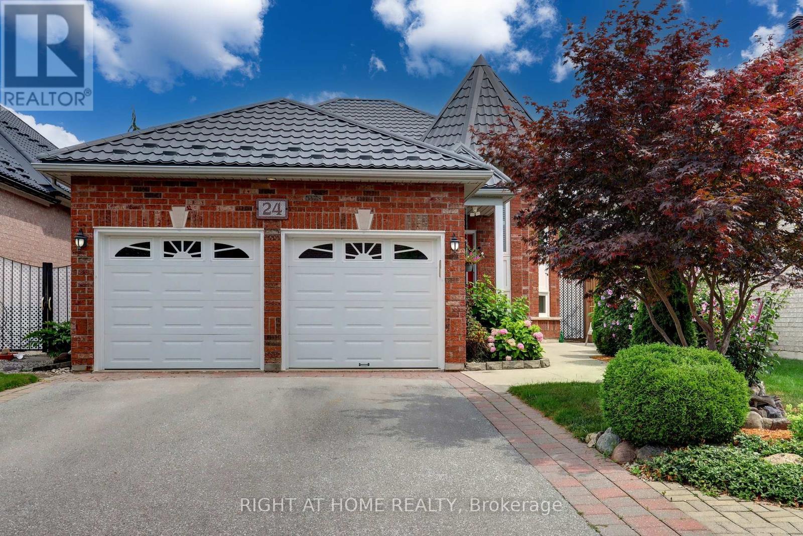 24 HUFFMANN DRIVE, Halton Hills, Ontario