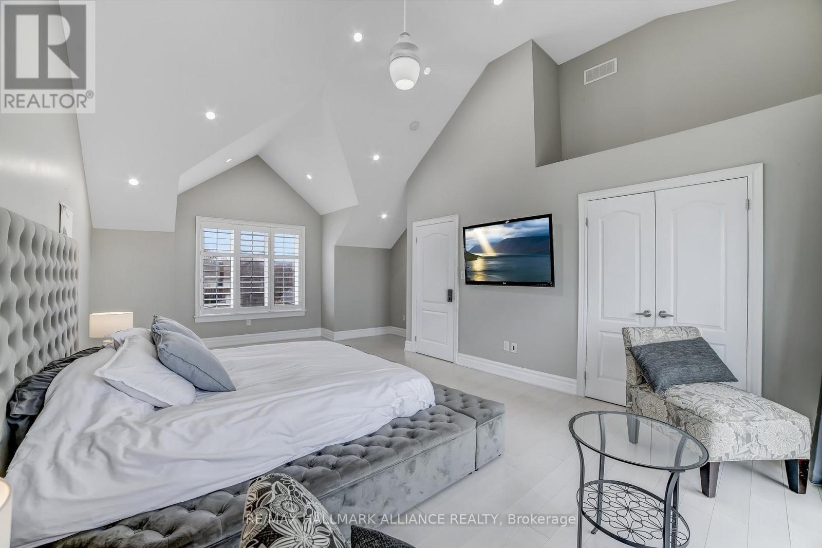 53 Windemere Road, Hamilton (Stoney Creek), Ontario  L8E 5G5 - Photo 25 - X12390181