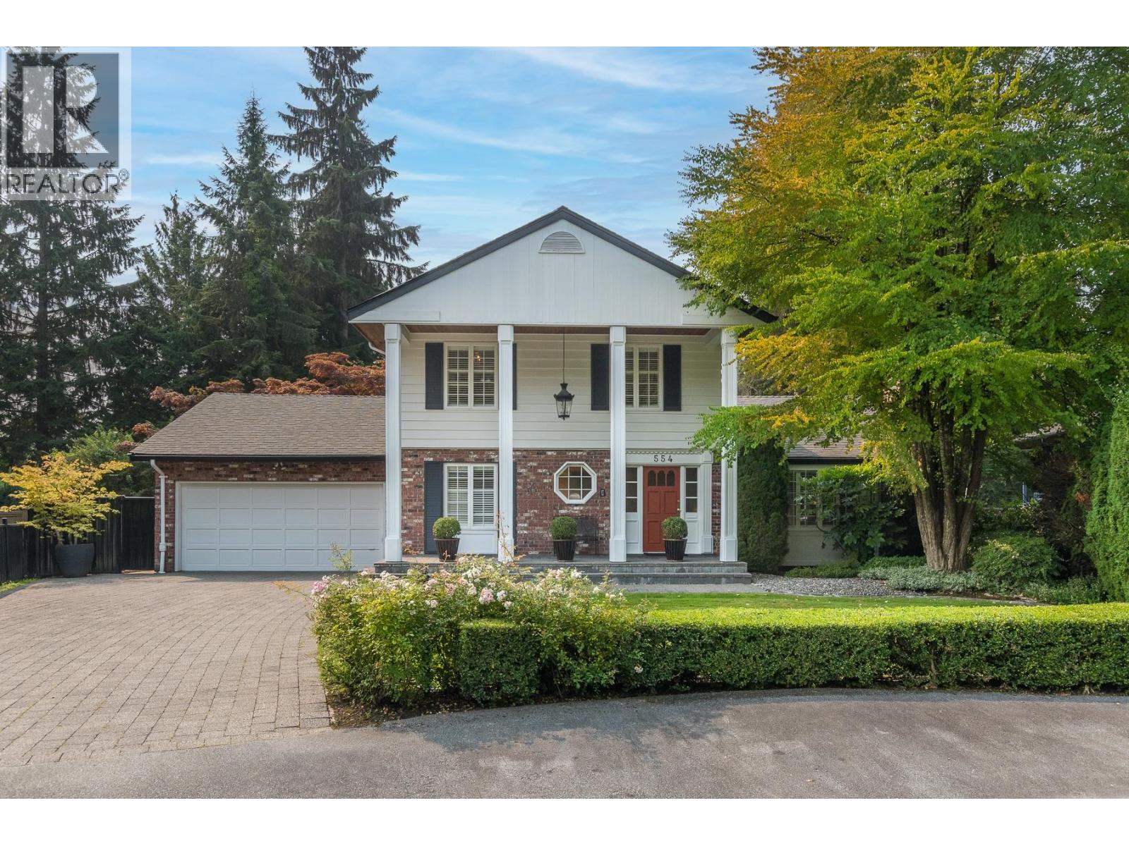 554 NEWCROFT PLACE, West Vancouver, British Columbia