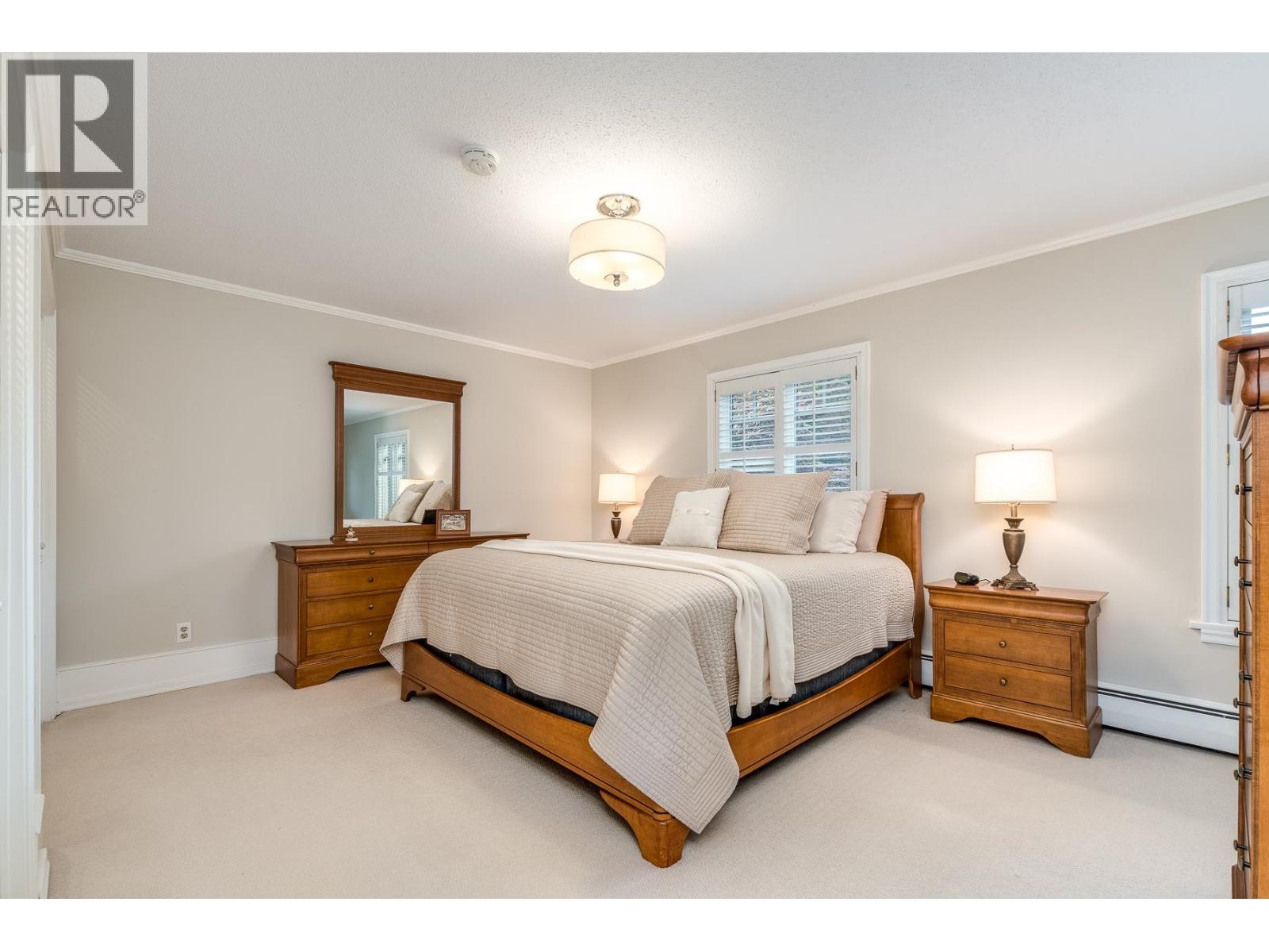 554 Newcroft Place, West Vancouver, British Columbia  V7T 1W8 - Photo 16 - R3045234