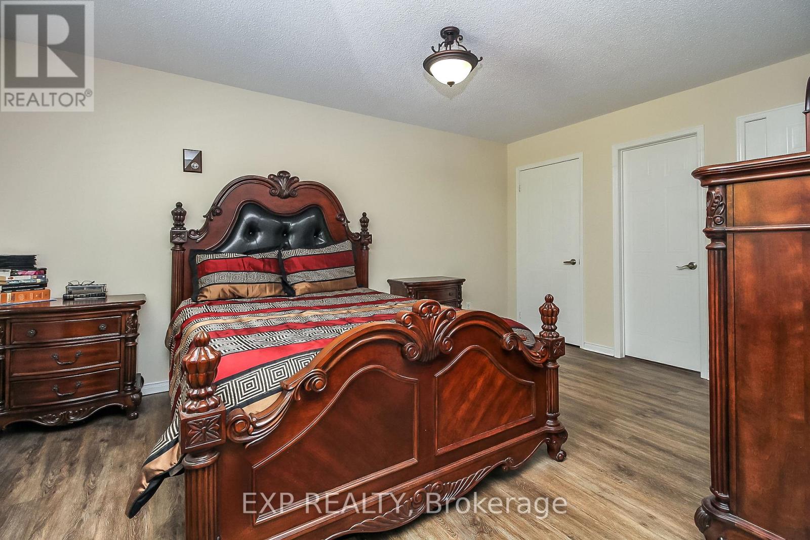 9 Birdie Court, Wasaga Beach, Ontario  L9Z 1C1 - Photo 13 - S12371171