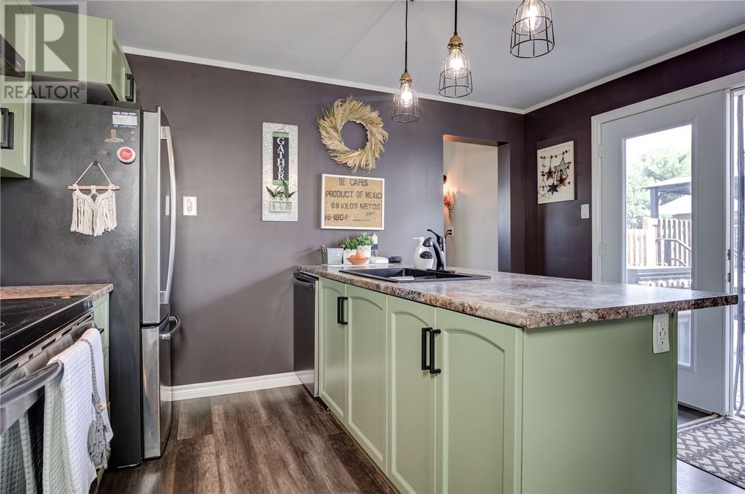 18 Jessup Street, Cache Bay, Ontario  P0H 1G0 - Photo 7 - 2122865