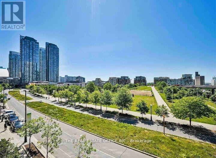 702 - 151 Dan Leckie Way, Toronto, Ontario  M5V 4B2 - Photo 20 - C12390196
