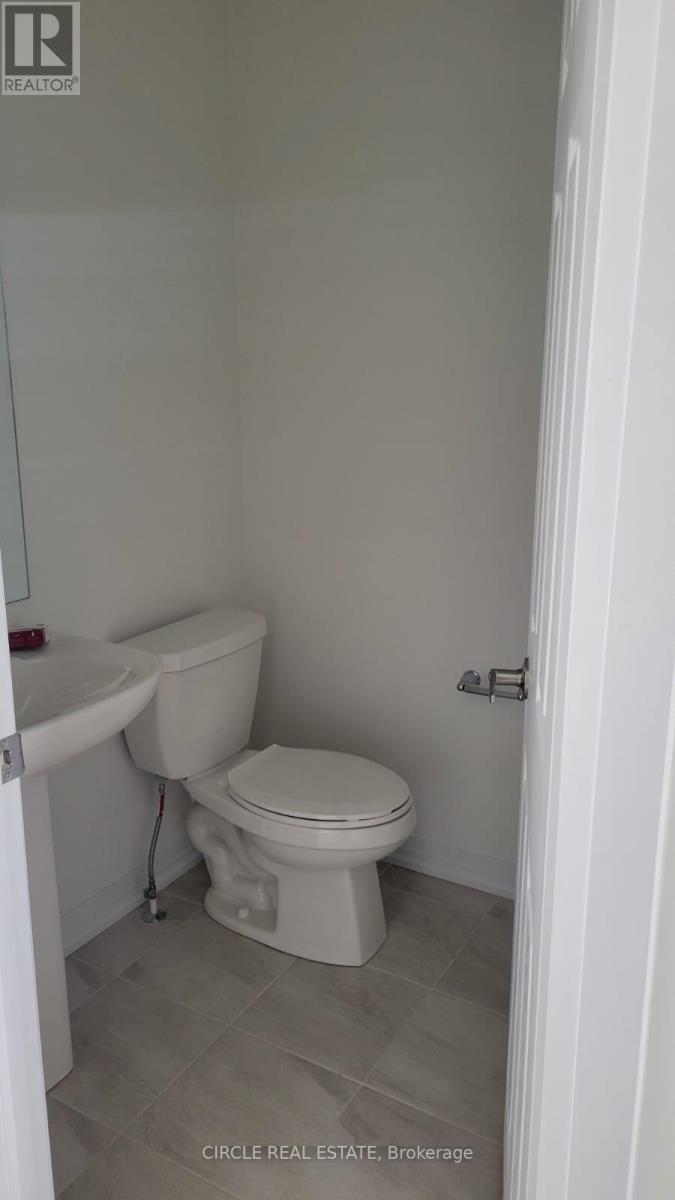159 Brighton Lane, Thorold, Ontario  L2E 6S4 - Photo 6 - X12369081