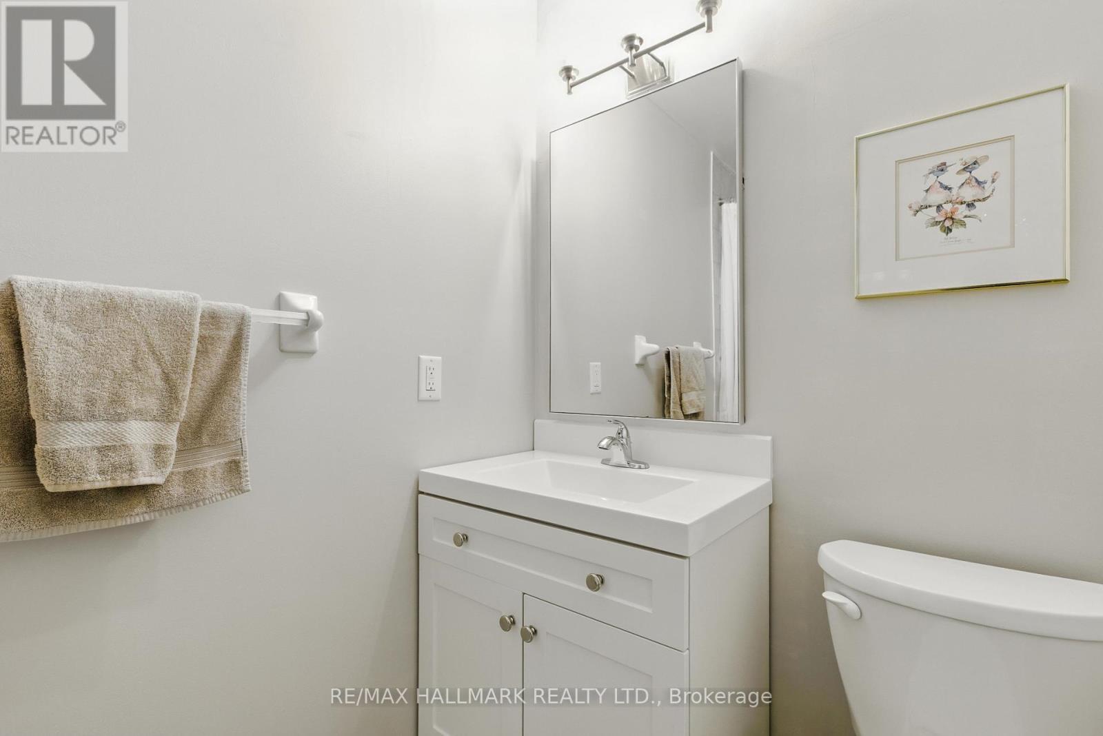568 Legresley Lane, Newmarket, Ontario  L3Y 8R8 - Photo 20 - N12390186