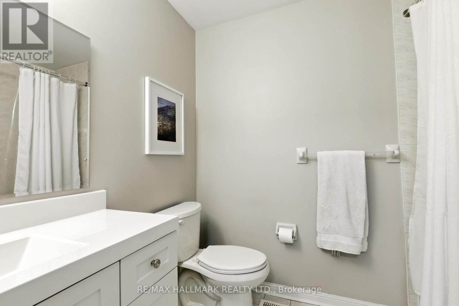 568 Legresley Lane, Newmarket, Ontario  L3Y 8R8 - Photo 27 - N12390186