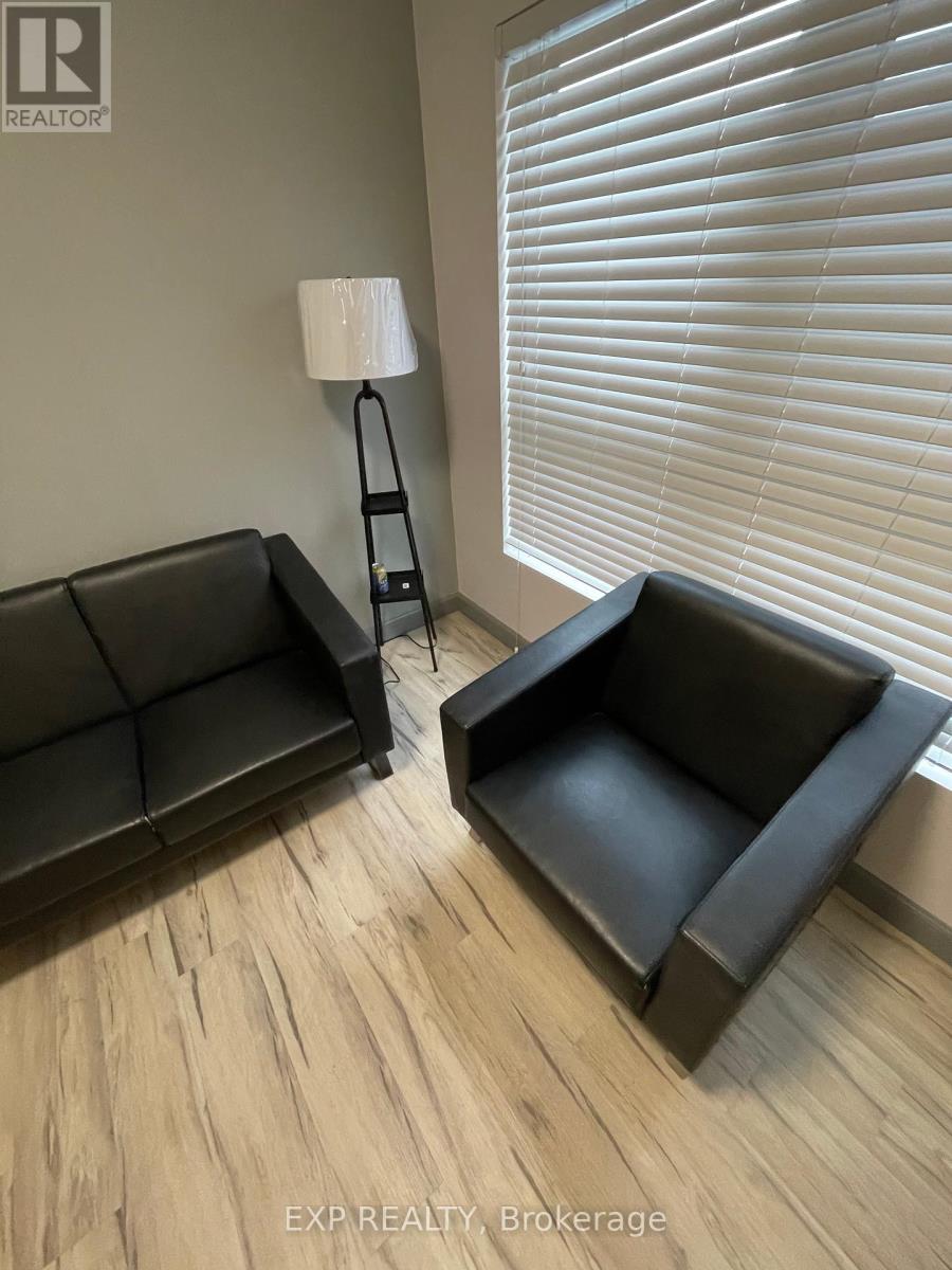 2107 - 258b Sunview Street, Waterloo, Ontario  N2L 3V9 - Photo 5 - X12390192