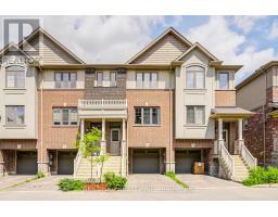 30 BARLEY LANE, Hamilton, Ontario