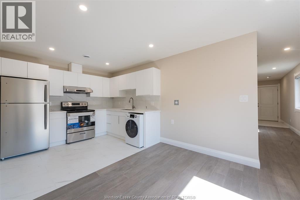 912 Hall Avenue Unit# A2, Windsor, Ontario  N9A 2M5 - Photo 3 - 25022788