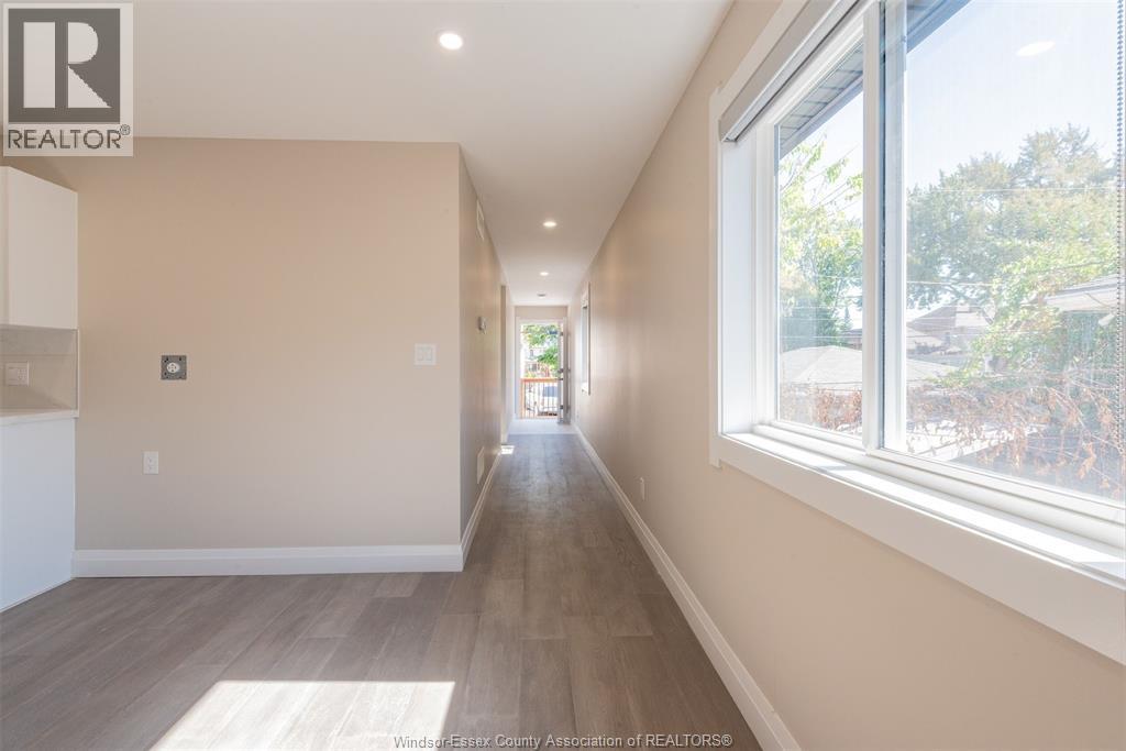 912 Hall Avenue Unit# A2, Windsor, Ontario  N9A 2M5 - Photo 4 - 25022788