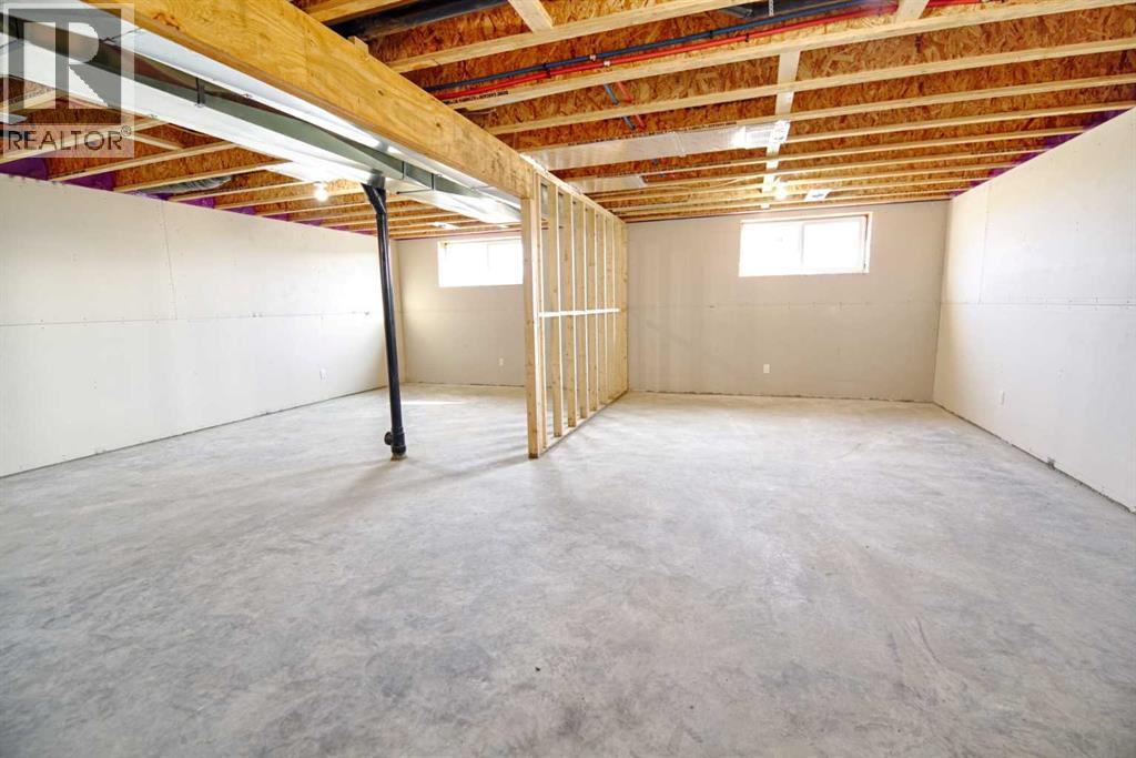 425 Pensacola Road, Enchant, Alberta  T0K 0V0 - Photo 24 - A2255402