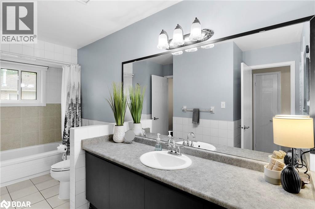 9 Birdie Court, Wasaga Beach, Ontario  L9Z 1C1 - Photo 20 - 40764468