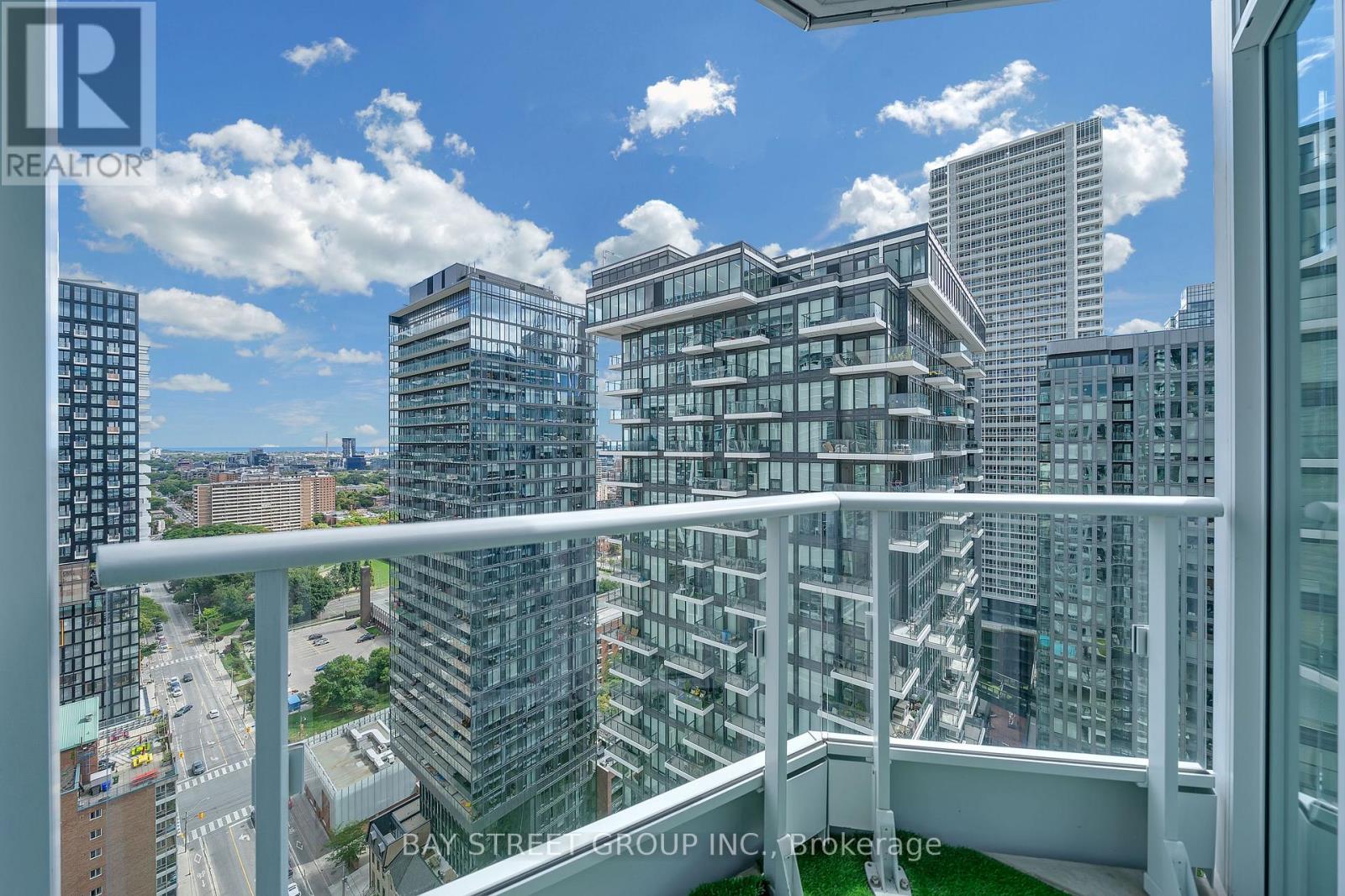 2802 - 68 Shuter Street, Toronto, Ontario  M5B 0B4 - Photo 17 - C12390222