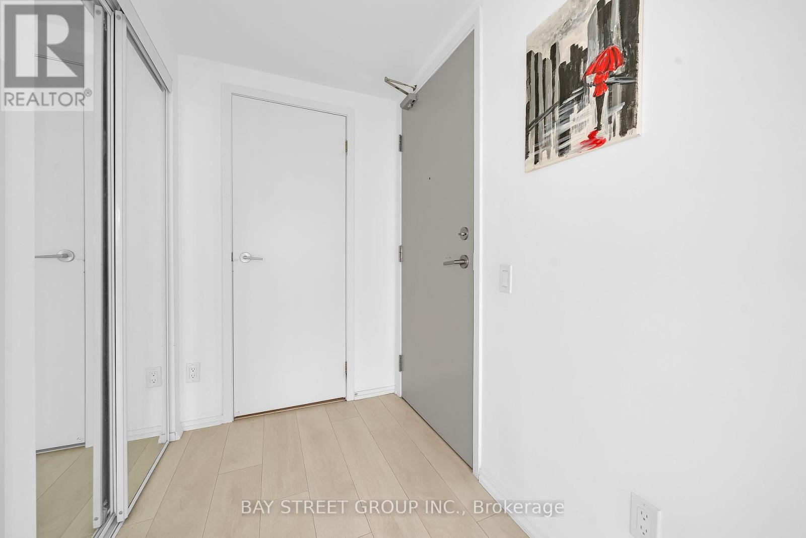 2802 - 68 Shuter Street, Toronto, Ontario  M5B 0B4 - Photo 2 - C12390222