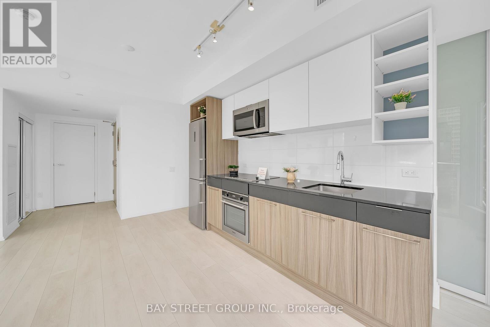 2802 - 68 Shuter Street, Toronto, Ontario  M5B 0B4 - Photo 8 - C12390222