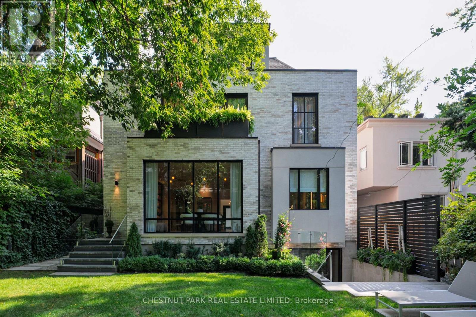 80 Lynwood Avenue, Toronto, Ontario  M4V 1K4 - Photo 48 - C12389813