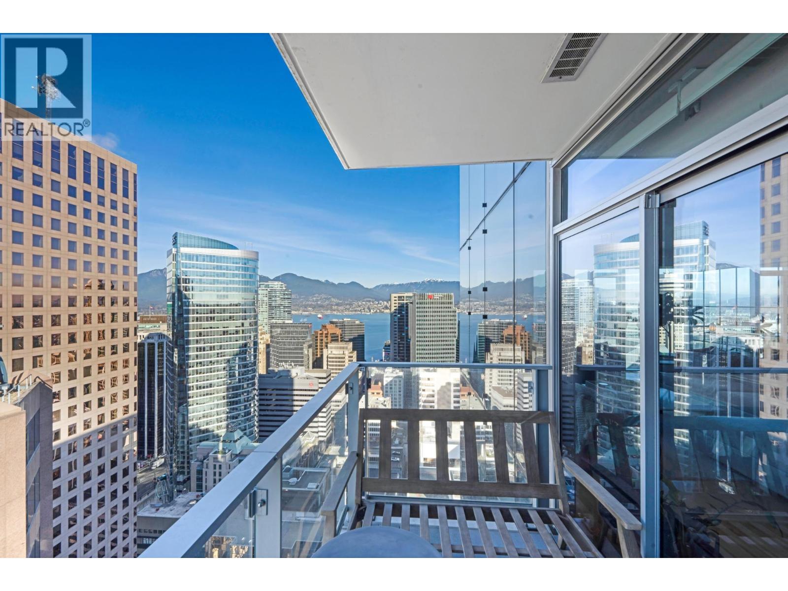 3202 667 Howe Street, Vancouver, British Columbia  V6C 0B5 - Photo 2 - R3044827