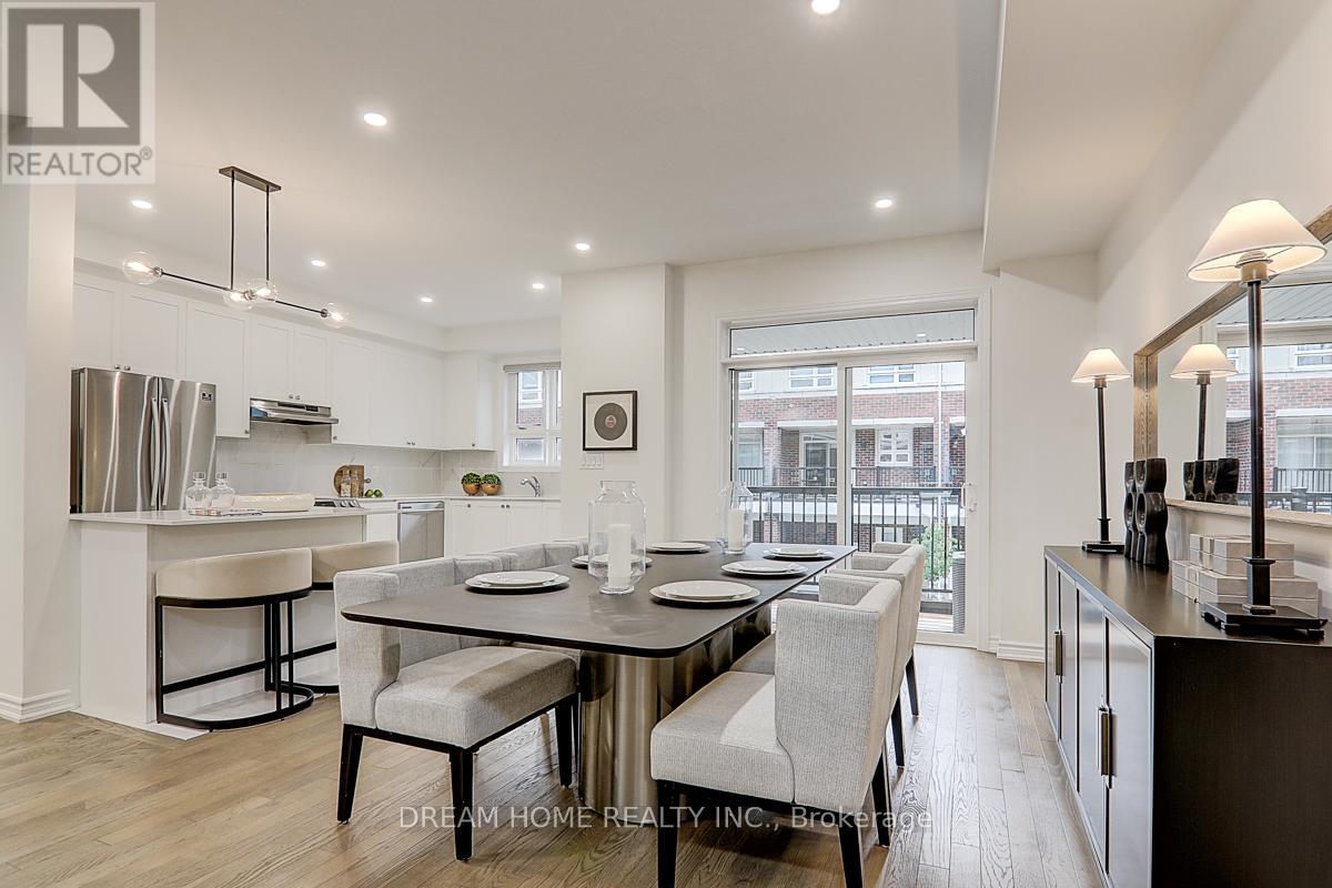 15 Chicago Lane, Markham, Ontario  L6E 2B9 - Photo 10 - N12390217