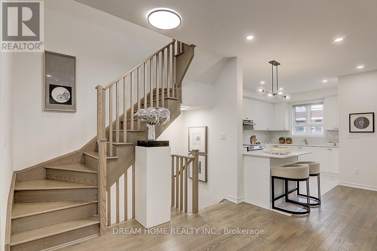 15 Chicago Lane, Markham, Ontario  L6E 2B9 - Photo 20 - N12390217