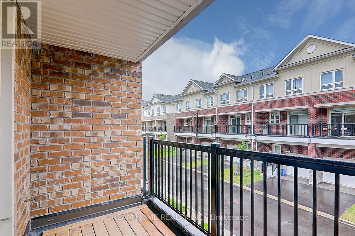 15 Chicago Lane, Markham, Ontario  L6E 2B9 - Photo 23 - N12390217