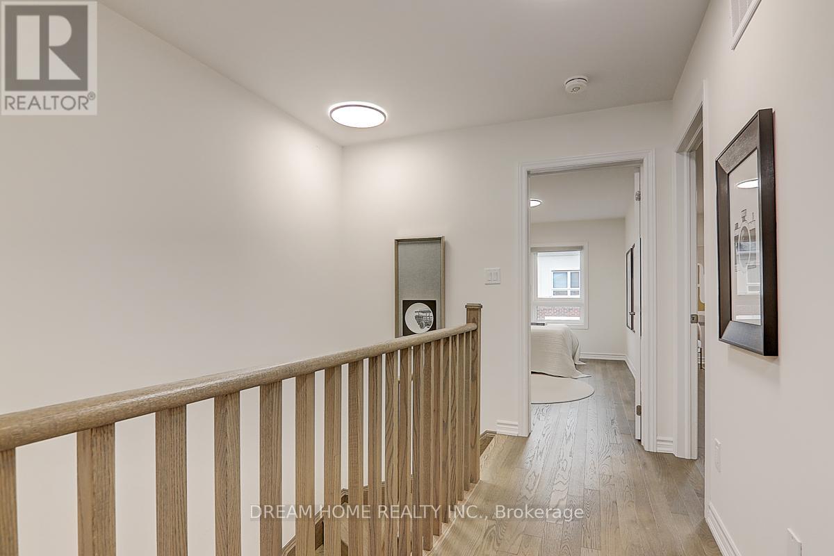 15 Chicago Lane, Markham, Ontario  L6E 2B9 - Photo 25 - N12390217