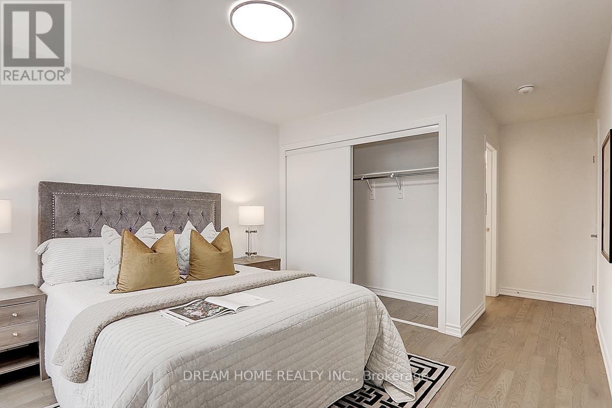 15 Chicago Lane, Markham, Ontario  L6E 2B9 - Photo 29 - N12390217