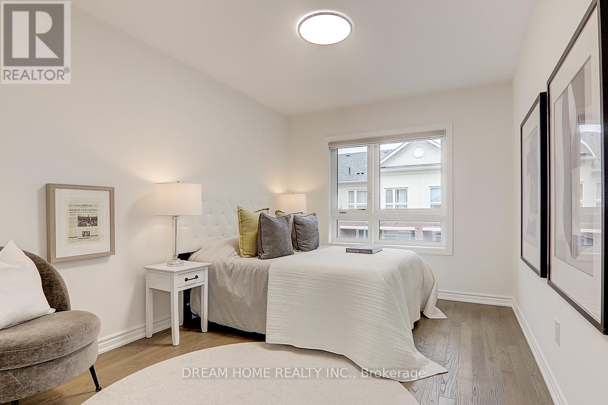 15 Chicago Lane, Markham, Ontario  L6E 2B9 - Photo 31 - N12390217